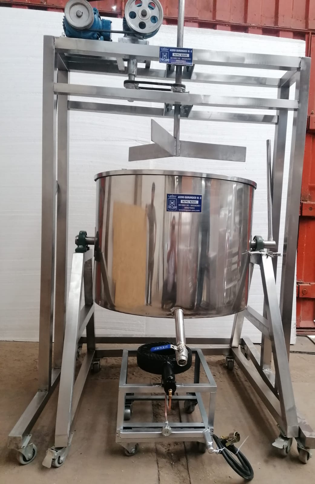 LICUADORA INDUSTIAL – OLLAS INDUSTRIALES – CAMPANAS EXTRACTORAS